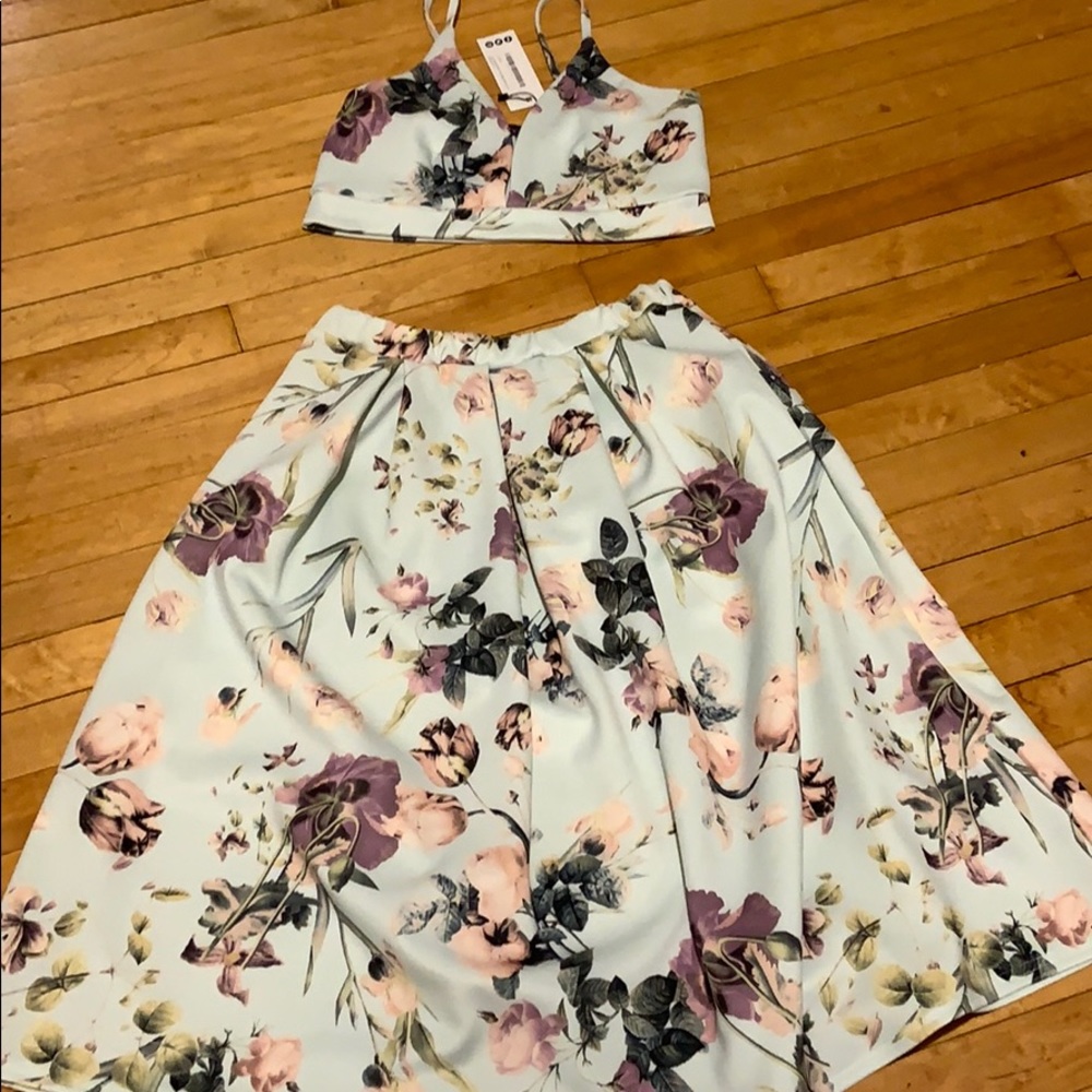NWT two piece skirt and top set